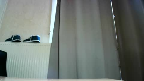 Snapshot of dereck59 chatting on 05/10/26, 06:51 dereck59 online show from 05/10/26, 06:51
