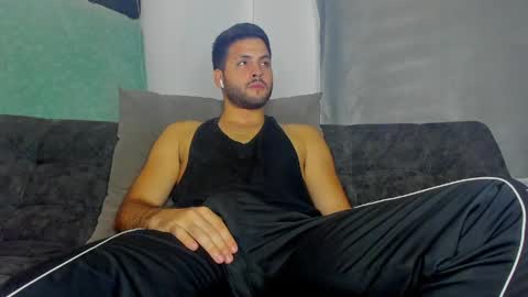 dereckhardd online show from 05/09/26, 12:10