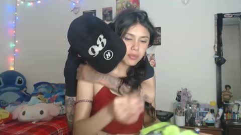 derek_44 online show from 01/15/26, 02:49