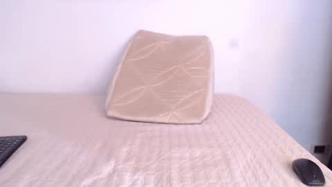 Derek online show from 01/12/25, 03:36