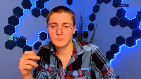 Snapshot of derek_hawk_ chatting on 02/04/26, 09:37 derek_hawk_ online show from 02/04/26, 09:37