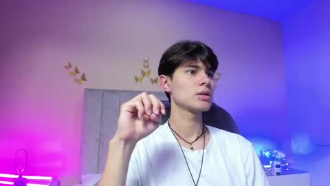 derek_sinn online show from 03/21/26, 08:45