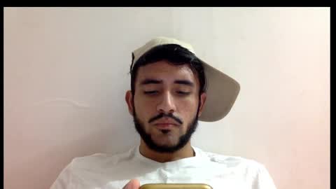 Snapshot of derek_smiith chatting on 01/18/25, 08:30 Derek smiith online show from 01/18/25, 08:30