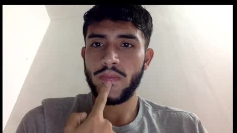 Snapshot of derek_smiith chatting on 02/13/25, 06:16 Derek smiith online show from 02/13/25, 06:16