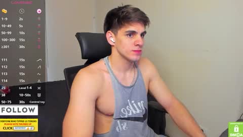 Derekcb online show from 12/03/25, 11:41