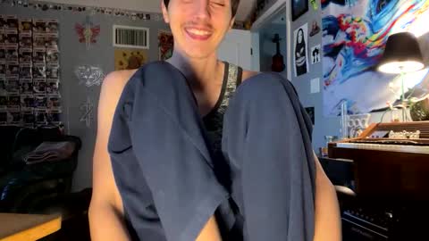 derekdings online show from 10/22/25, 02:06