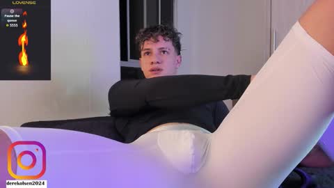 Derek  IG Derekolsen2024 online show from 11/16/25, 01:33