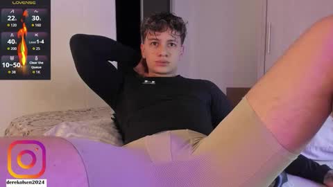 Derek  IG Derekolsen2024 online show from 12/16/25, 01:32