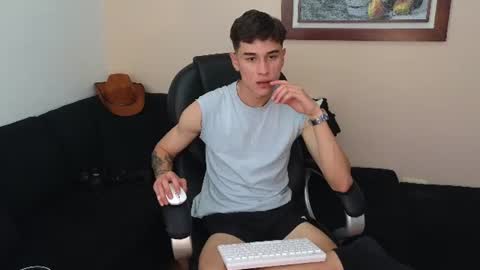 Snapshot of derekswan chatting on 07/02/26, 08:48 Derek online show from 07/02/26, 08:48