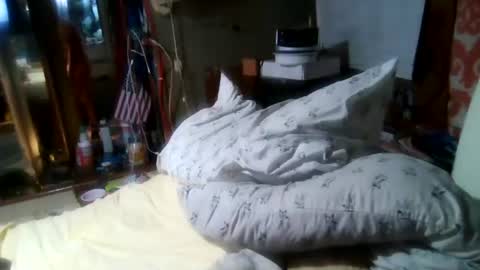 Snapshot of derick1961 chatting on 07/04/26, 08:37 derick1961 online show from 07/04/26, 08:37
