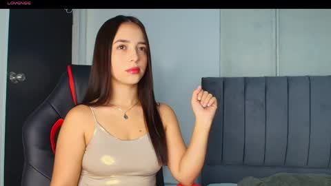 derly_cuervo703031 online show from 05/18/26, 06:14