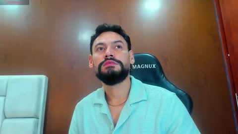 DerryBigger CM online show from 11/21/25, 07:12