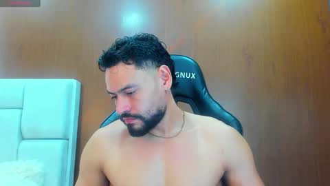 DerryBigger CM online show from 12/03/25, 05:55