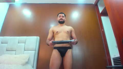 DerryBigger CM online show from 02/27/26, 08:20