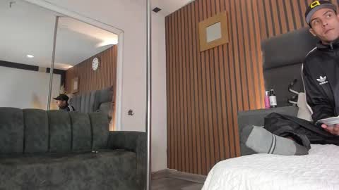 derrymeyers online show from 01/10/26, 06:04