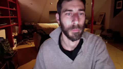 Snapshot of derspanishboy chatting on 12/15/24, 10:58 derspanishboy online show from 12/15/24, 10:58