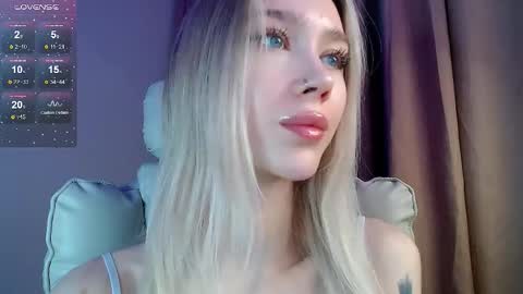 Ari online show from 10/30/25, 05:35