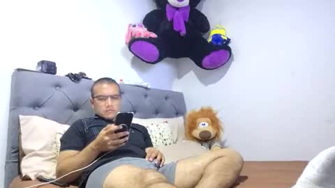 descontrol23173849 online show from 04/13/26, 01:11