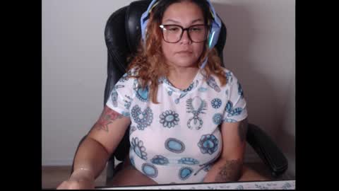 Snapshot of desertadventures25 chatting on 03/25/26, 04:40 desertadventures25 online show from 03/25/26, 04:40