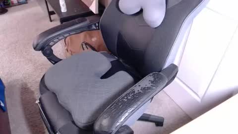 desertd0ng online show from 04/16/26, 06:19