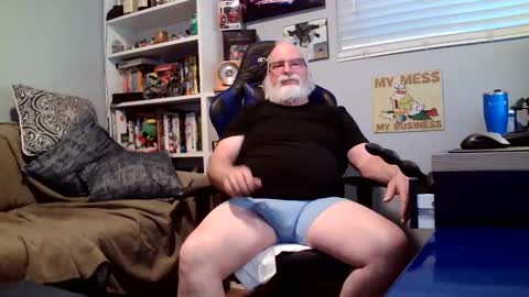 D K online show from 01/18/26, 11:19