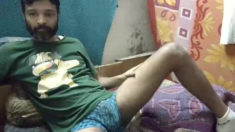desi_boy799417 online show from 11/18/25, 06:40