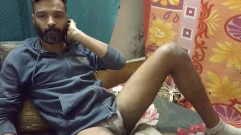 desi_boy799417 online show from 11/26/25, 04:57
