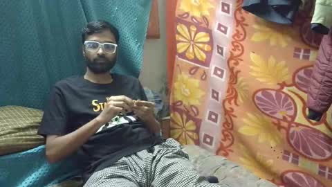 desi_boy799417 online show from 01/14/26, 07:25