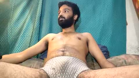 desi_boy799417 online show from 04/01/26, 05:52