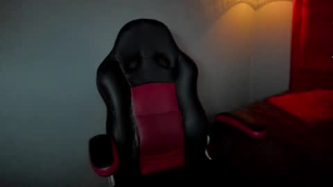 Snapshot of designturbate chatting on 01/26/25, 08:45 Designturbate online show from 01/26/25, 08:45