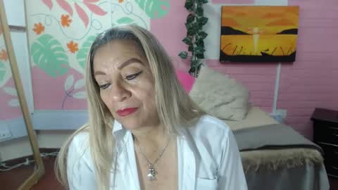 VALERIA online show from 10/01/25, 05:30