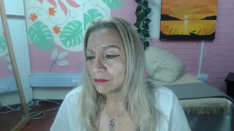 VALERIA online show from 04/29/26, 05:06