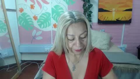 VALERIA online show from 05/13/26, 09:11