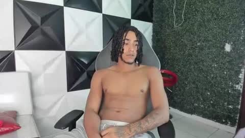 Snapshot of desireblack_ chatting on 08/07/26, 02:13 Ed online show from 08/07/26, 02:13