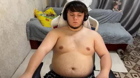 Snapshot of desiredude9 chatting on 09/20/25, 03:13 desiredude9 online show from 09/20/25, 03:13