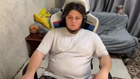 Snapshot of desiredude9 chatting on 09/24/25, 08:01 desiredude9 online show from 09/24/25, 08:01