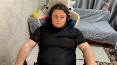 Snapshot of desiredude9 chatting on 10/07/25, 05:54 desiredude9 online show from 10/07/25, 05:54