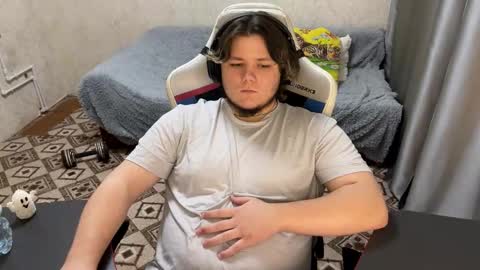 Snapshot of desiredude9 chatting on 10/16/25, 03:02 desiredude9 online show from 10/16/25, 03:02