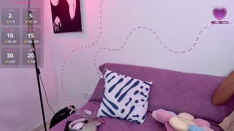 TORI AND MR. BEAR online show from 10/07/25, 11:51