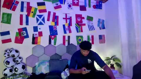 TORI AND MR. BEAR online show from 06/11/26, 06:28