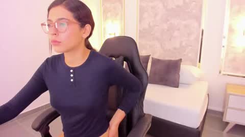 desire online show from 09/16/25, 12:28