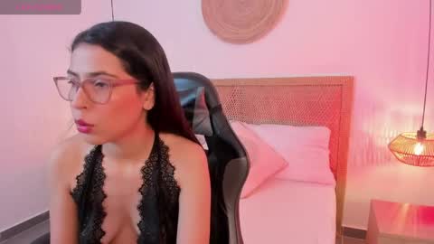 Snapshot of desireee_ chatting on 04/27/26, 12:14 desire online show from 04/27/26, 12:14