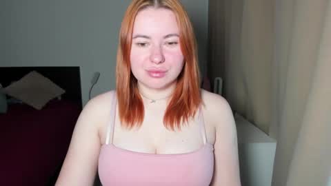 Snapshot of desirelayla chatting on 05/07/26, 06:41 LAYLA online show from 05/07/26, 06:41
