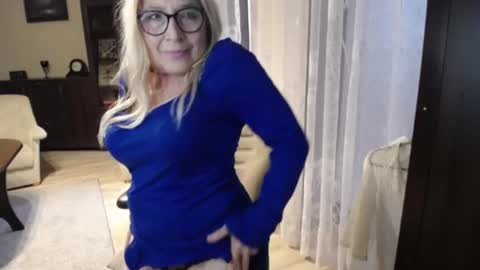 Snapshot of desiresofia chatting on 06/14/26, 01:46 S O F I A online show from 06/14/26, 01:46