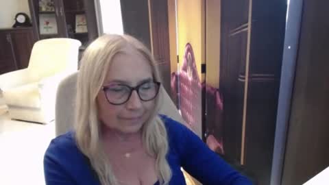 Snapshot of desiresofia chatting on 07/12/26, 01:35 S O F I A online show from 07/12/26, 01:35
