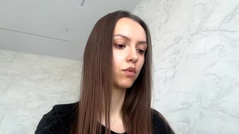 Snapshot of desirewingard chatting on 05/25/26, 02:50 Ksenia online show from 05/25/26, 02:50