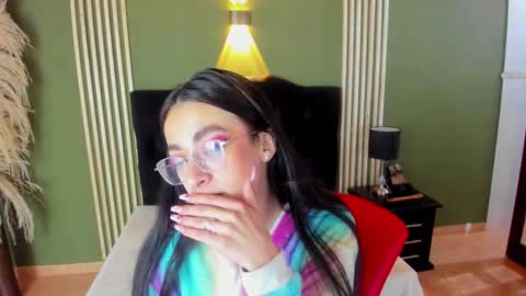 Snapshot of desiring__angel chatting on 03/07/25, 06:57 Desiring Angel online show from 03/07/25, 06:57