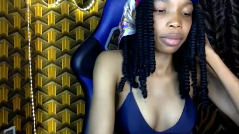 Snapshot of deslimbody90 chatting on 04/22/26, 06:49 Deslimbody online show from 04/22/26, 06:49