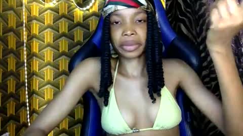 Snapshot of deslimbody90 chatting on 04/26/26, 01:20 Deslimbody online show from 04/26/26, 01:20