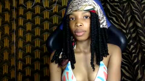 Snapshot of deslimbody90 chatting on 04/28/26, 10:53 Deslimbody online show from 04/28/26, 10:53